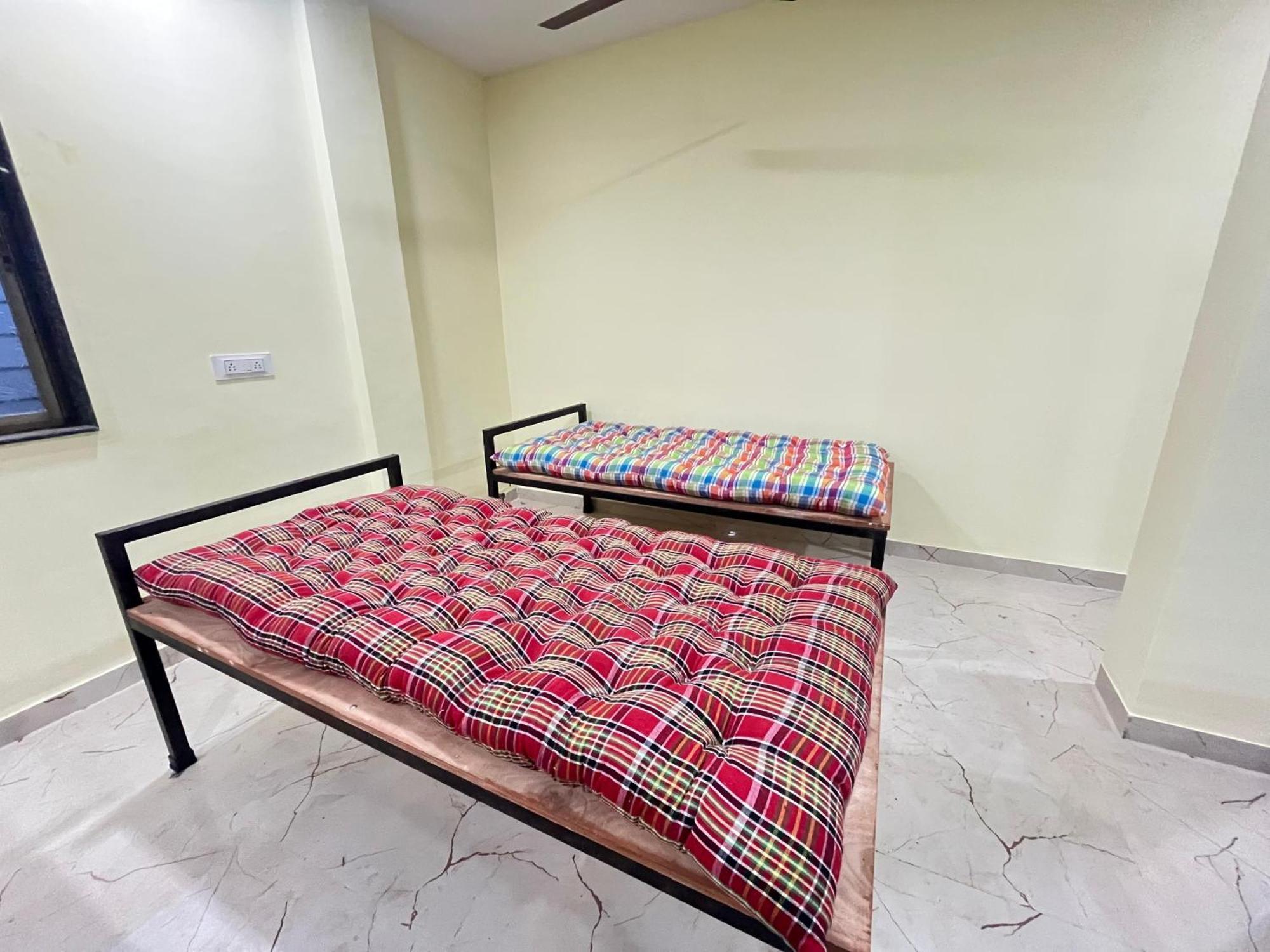 Shree Swami Samarth Pg Rooms For Boys Solapur Exteriör bild