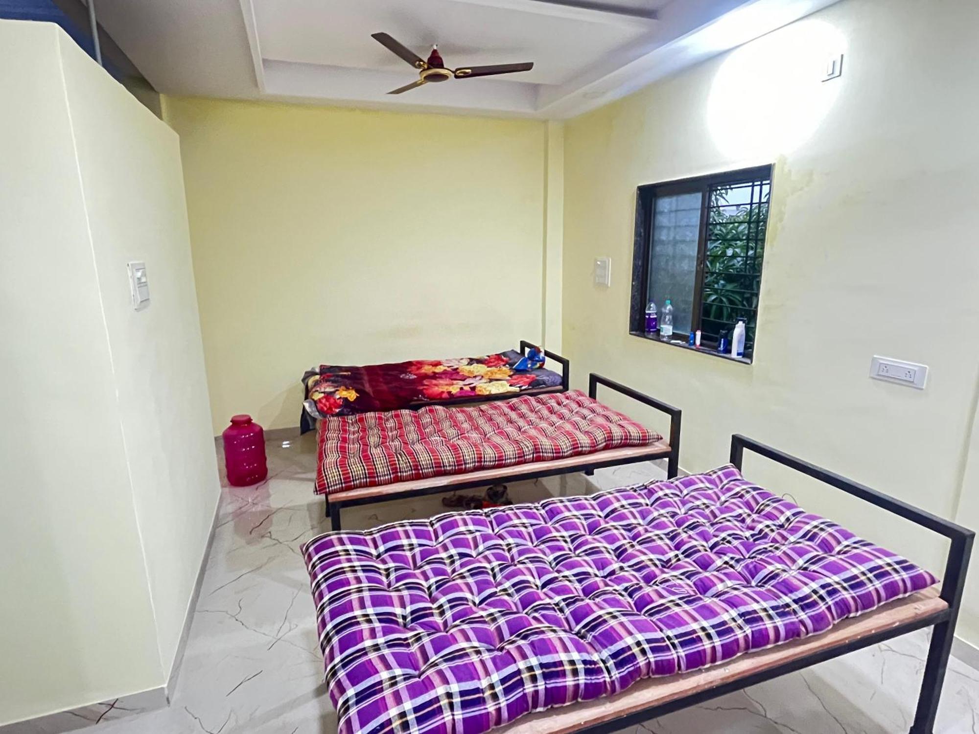 Shree Swami Samarth Pg Rooms For Boys Solapur Exteriör bild